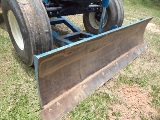 ขายรถไถฟออร์ด TB110  1เพลาสภาพสวยๆๆ พร้อมใช้งานคับ