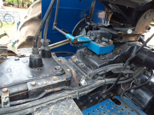 ขายรถไถฟออร์ด TB110  1เพลาสภาพสวยๆๆ พร้อมใช้งานคับ