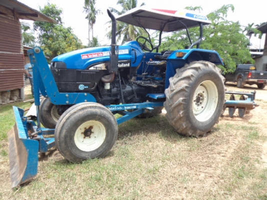 ขายรถไถฟออร์ด TB110  1เพลาสภาพสวยๆๆ พร้อมใช้งานคับ