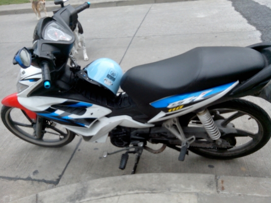 ขายhondaczi 110 ล้อแม็ก 12900