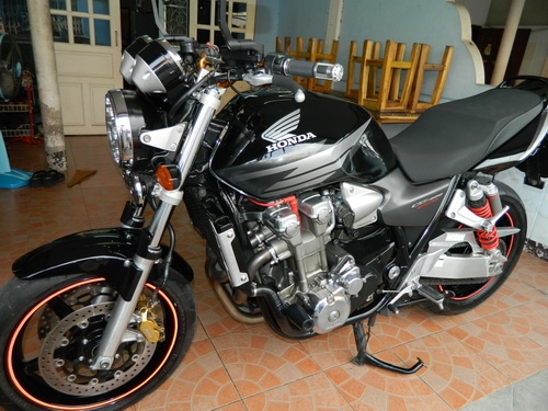 ขาย cb 1300 ปี 2004 อินวอย สรรพสามิตร ตัวจริง