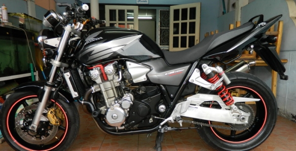 ขาย cb 1300 ปี 2004 อินวอย สรรพสามิตร ตัวจริง