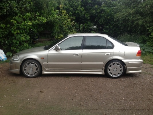 ขายรถบ้านแท้ civic ตาโต ปี 96 สภาพพร้อมใช้งานครับ สนใจมาลองขับดู ราคาคุยกันได้ นะครับ เจ้าของขายเอง  **ขายแล้ว**