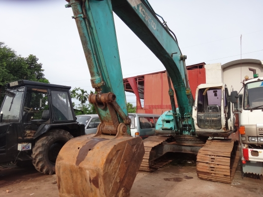 ขายด่วน  รถแบคโฮ  COBELCO   200 รุ่น 5  พร้อมใช้งาน  ราคาพอไปได้