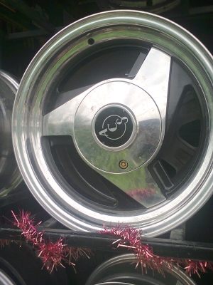 ขายแม็กใหม่หลายชุดชุดละ6500 0806260417 เล็กครับ ขายแม็กใหม่หลายชุดชุดละ6500 0806260417 เล็กครับ