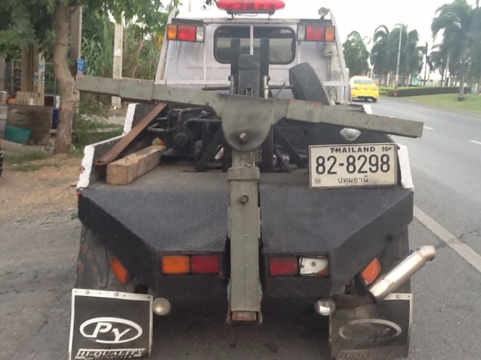 ISUZU NKR เครื่อง88 หัวกาตูนกระดกได้