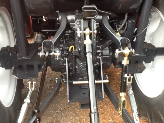 ยันร์ม่า EF453T 4 WD 2 เพลา พร้อมใบมีดหน้า ทำงาน 1043 ชั่วโมงพร้อมใช้งาน