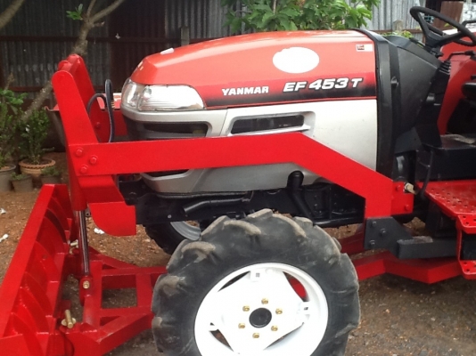 ยันร์ม่า EF453T 4 WD 2 เพลา พร้อมใบมีดหน้า ทำงาน 1043 ชั่วโมงพร้อมใช้งาน