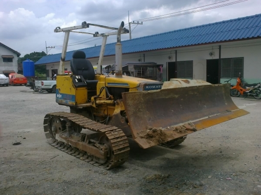 ขายรถแทรคเตอร์ KOMATSU D20P-6 สภาพพร้อมใช้งาน ขายด่วน