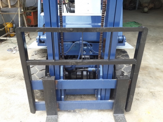 ขาย รถยก KOMATSU  2.5 ตัน รุ่น FD25-11- มือสองญี่ปุ่น