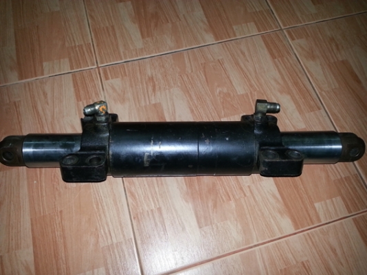 ขาย กระบอกไฮโดรลิกด์ บังคับเลี้ยวรถโฟคลิฟ แดวู