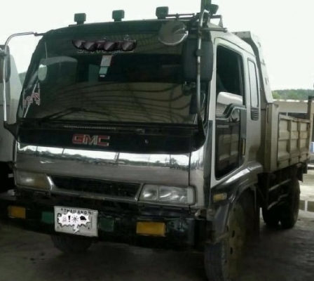ISUZU DECA 210 HP 6HH1 หกล้อดั๊มพ์ กระบะดั๊มพ์เหล็ก 6 ตันยิงหน้าความยาว 3.60 เมตร เครื่องแน่นแรงดี ภายในเก๋งคอนโซลสวยครบ CD แอร์เย็น พ.เพาเวอร์ ก.ไฟฟ้า ระบบเบรคทริ๊ปฟี้ ช่วงล่างแน่นคัชซีไม่มีบวม ยาง 8.25 ขอบ 16 สภาพดี 70\% พร้อมบรรทุกพร้อมใช้งาน เอกสารทะเบ