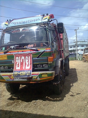 ขาย ISUZU FXZ23NFPF-R 240 แรงม้า นางฟ้าแท้ 12 ล้อ 2 เพลาดัมพ์ 1350000 บาท