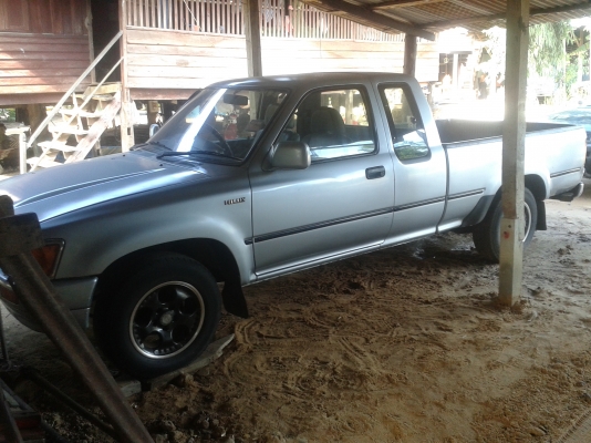 รถกระบะไมตีเอ็ก2500สวยเครื่องดีเอกสารทะเบียนพร้อมพวงมาลัยธรรมดาแม็กลายเนอร์แอร์เย็นโปร่งหน้าหลัง ปี่2539