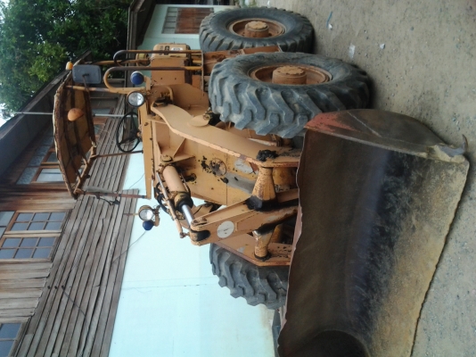 ขายรถตักโคมัสสุ เอวเเข็ง