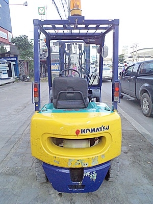 ขายรถยกโคมัสสึ 1.5 ตัน รุ่น16 เครื่องเบนซิน เกียร์ออโต้ กระบอกคู่ งาสไลด์ซ้าย-ขวา เสาสูง 3 เมตร ยางตัน พวงมาลัยเพาเว่อร์ สีเดิมจากนอก ตรวจเช็คระบบเครื่องยนต์ เบรก ครัช ไฮโดรลิกเรียบร้อยแล้ว ใช้งานได้ทันที ขายรถยกโคมัสสึ 1.5 ตัน รุ่น16 เครื่องเบนซิน เกียร์ออโต้ กระบอกคู่ งาสไลด์ซ้าย-ขวา เสาสูง 3 เมตร ยางตัน พวงมาลัยเพาเว่อร์ สีเดิมจากนอก ตรวจเช็คระบบเครื่องยนต์ เบรก ครัช ไฮโดรลิกเรียบร้อยแล้ว ใช้งานได้ทันที