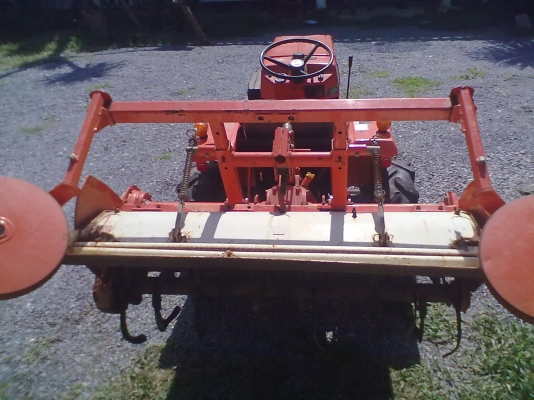 ขายรถไถ HINOMOTO 14.5 แรง 4x4WD พร้อมโรตารี่ เก่านอกไม่เคยใช้งานในไทย พร้อมใช้ครับ