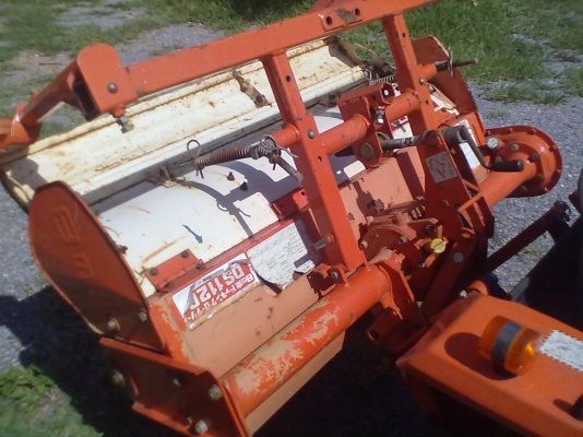 ขายรถไถ HINOMOTO 14.5 แรง 4x4WD พร้อมโรตารี่ เก่านอกไม่เคยใช้งานในไทย พร้อมใช้ครับ