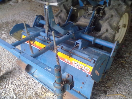 ขายรถไถ ISEKI 15 แรง รุ่น LANDHOPE 4x4WD พร้อมโรตารี่ เก่านอกไม่เคยใช้งานในไทย