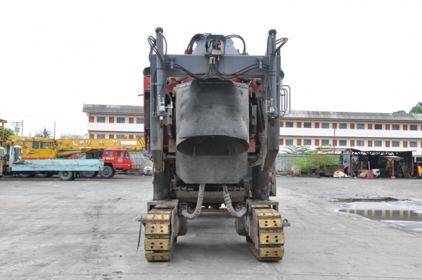 รถขูดไสถนน WIRTGEN W2200