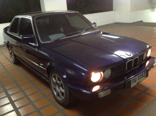 BMW E30 318i Coupe MT