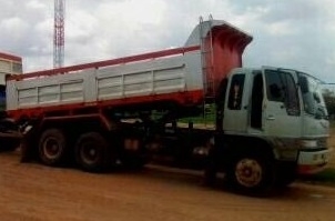 HINO FM 3M - 240 HP M10C ปี 39 รถพ่วงแม่+ลูก กระบะดั๊มพ์เหล็ก 12 ตันสภาพสวยทั้งแม่ทั้งลูก ลูก 2 เพลาดั๊มพ์ความยาว 6.20 เมตรพร้อมบรรทุกได้เลย เครื่องแน่นแรงดี ภายในเก๋งคอนโซลสวยครบ แอร์เย็น พวงมาลัยเพาเวอร์ ระบบเบรคทริ๊ปฟี้ ช่วงล่างคัชซีสวยทั้งแม่ลูก ยางสภ