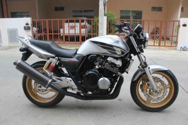 ขาย HONDA CB400 VTEC3 ปี2005 อินวอยล์พร้อมสรรพสามิตแท้ๆ สีเดิม