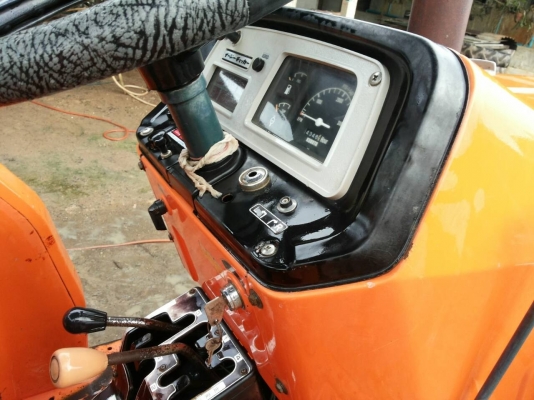 ปัญญาแทรคเตอร์มาแล้ว...จัดมาให้ครับ คูโบต้า L3202 DT  4WD พร้อมโรตาลี่ พวงมาลัยเพาเวอร์คับ