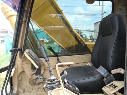 Catterpillar 320 V2 เก็บงานใหม่ ไฟฟ้าครบ เอกสารมี ช่วงล่างสมบูรณ์ ใบ 60 เซ็น/80เซ็น