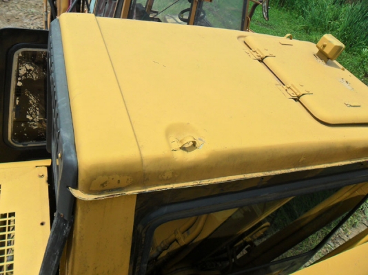 Catterpillar 320 V2 เก็บงานใหม่ ไฟฟ้าครบ เอกสารมี ช่วงล่างสมบูรณ์ ใบ 60 เซ็น/80เซ็น