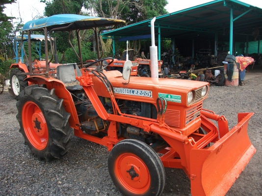 ด่วนครับ!!คูโบต้า L2200 สภาพเดิมๆ ขายตัวรถ พร้อมใบดันหน้า