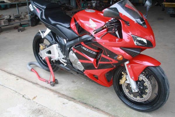 ขาย CBR  600 ปี 2004   สเปค USA สรรพสามิตแท้ ขับกลับได้เลย 146000