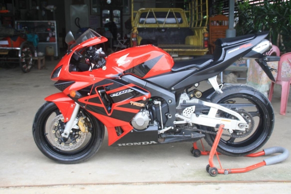 ขาย CBR  600 ปี 2004   สเปค USA สรรพสามิตแท้ ขับกลับได้เลย 146000