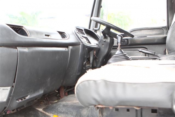 ขายรถบรรทุก6ล้อติดเครน !รถออกห้างแท้!