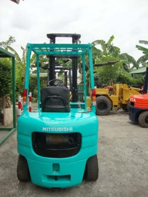 ขายรถโฟล์คลิฟท์ MITSUBISHI FD25 (สภาพดี พร้อมใช้งาน รับประกัน) เครื่องยนต์ดีเซล เกียร์ออโตเมติค เสาสูง 4 เมตร งา 1,070 มม. ยางตัน 4 ล้อ สนใจมาดูรถได้ ขายรถโฟล์คลิฟท์ MITSUBISHI FD25 (สภาพดี พร้อมใช้งาน รับประกัน) เครื่องยนต์ดีเซล เกียร์ออโตเมติค เสาสูง 4 เมตร งา 1,070 มม. ยางตัน 4 ล้อ สนใจมาดูรถได้