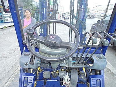 ขายรถยกโคมัสสึ 1.5 ตัน รุ่น16 เครื่องเบนซิน เกียร์ออโต้ กระบอกคู่ งาสไลด์ซ้าย-ขวา เสาสูง 3 เมตร ยางตัน พวงมาลัยเพาเว่อร์ สีเดิมจากนอก นำเข้าจากญี่ปุ่น ใช้งานได้ทันที ขายรถยกโคมัสสึ 1.5 ตัน รุ่น16 เครื่องเบนซิน เกียร์ออโต้ กระบอกคู่ งาสไลด์ซ้าย-ขวา เสาสูง 3 เมตร ยางตัน พวงมาลัยเพาเว่อร์ สีเดิมจากนอก นำเข้าจากญี่ปุ่น ใช้งานได้ทันที