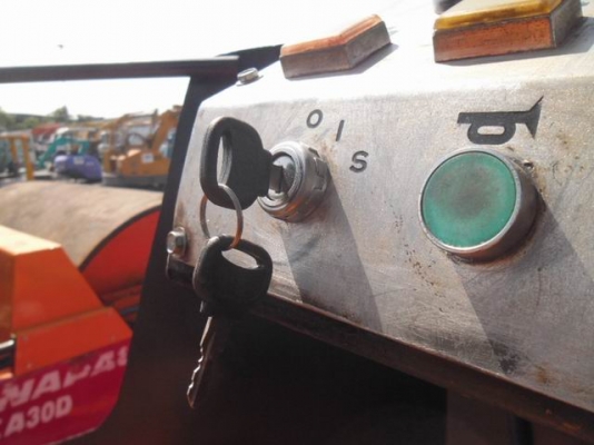 ขายรถบด DYNAPAC  CA30D