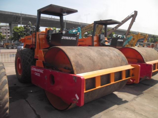 ขายรถบด DYNAPAC  CA30D