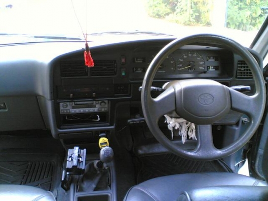 ขาย Toyota HiluxMighty-x 2.5 รถปี 94 เครื่องดีช่วงล่างแน่นแอร์เย็นพวงมาลัยธรรมดาสภาพพร้อใช้145000 บาท