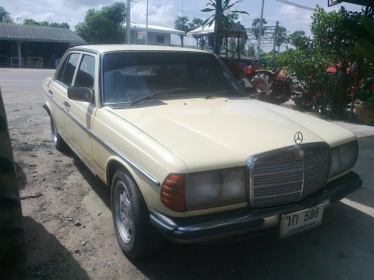 ขายรถBENZ123 ราคาถูกๆไม่มีที่จอด วิ่งทางไกลได้เลย