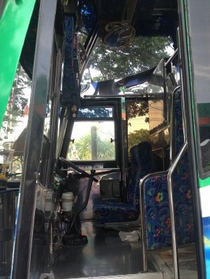 ขายรถบัสพัดลม 12 เมตรสภาพเยี่ยม  ตัวถังเชิดชัยภายในใหม่กิ๊ก มีเข็มขัดนิรภัย มี GPRS เอาไปไม่ต้องทำอะไร วิ่งได้เลย