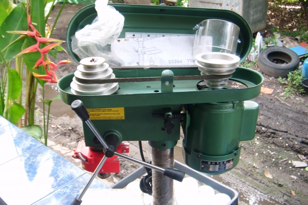 ขาย สว่านแท่นเล็ก พร้อมใช้งาน ของใหม่