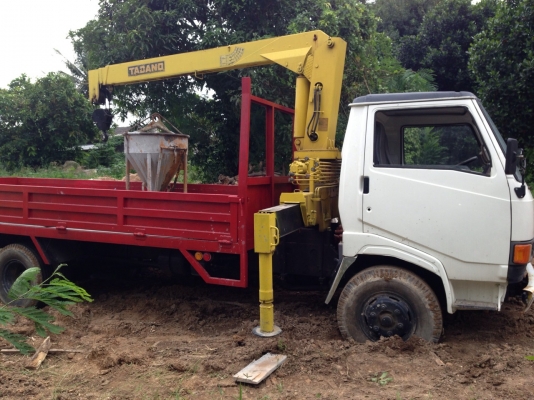 Hino KM520 เครื่อง 110 แรง วางหัวซุปเปอร์เสี่ย เกียร์สั้น คัสซีสวยทั้งเส้น ยาว 6 ม เครน 3 ตัน สลิง ทะเบียนพร้อมโอน