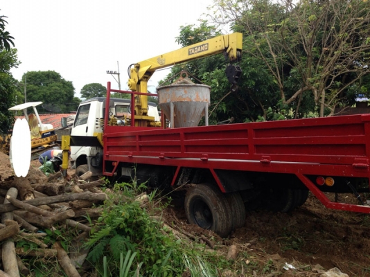 Hino KM520 เครื่อง 110 แรง วางหัวซุปเปอร์เสี่ย เกียร์สั้น คัสซีสวยทั้งเส้น ยาว 6 ม เครน 3 ตัน สลิง ทะเบียนพร้อมโอน