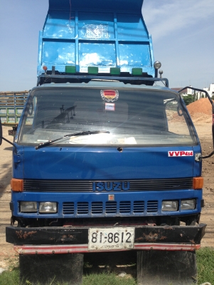 ขาย 6ล้อดั้ม3ตัน npr 115