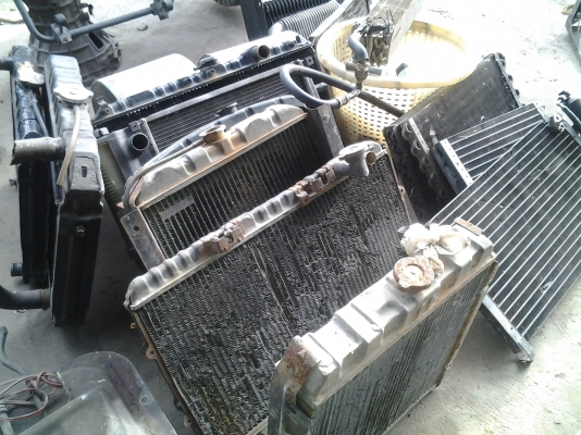 ขายอะไหล่เก่าทุกอย่าง อยากได้อะไร โทรถามได้เลยครับ