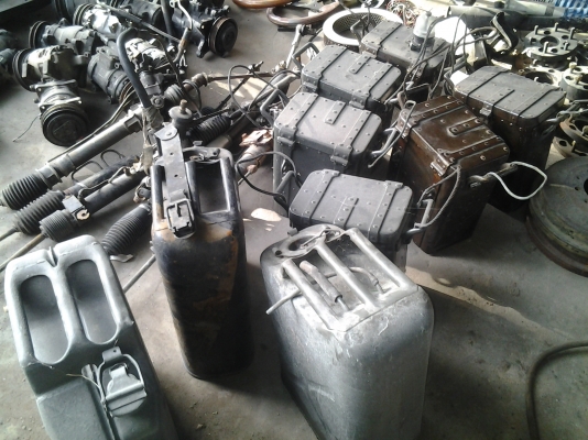 ขายอะไหล่เก่าทุกอย่าง อยากได้อะไร โทรถามได้เลยครับ