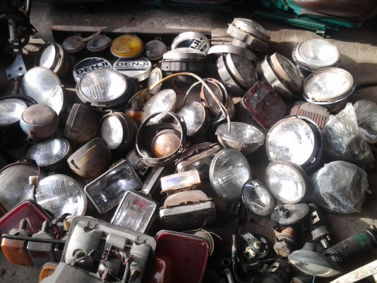 ขายอะไหล่เก่าทุกอย่าง อยากได้อะไร โทรถามได้เลยครับ