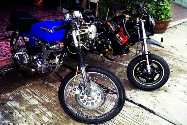 ขาย ขาย Honda JX 110 CC. Cafe ทะเบียนพร้อมโอน ราคา 28000 บาท รถอยู่อุบลคับ. Cafe ทะเบียนพร้อมโอน ขาย ขาย Honda JX 110 CC. Cafe ทะเบียนพร้อมโอน ราคา 28000 บาท รถอยู่อุบลคับ. Cafe ทะเบียนพร้อมโอน