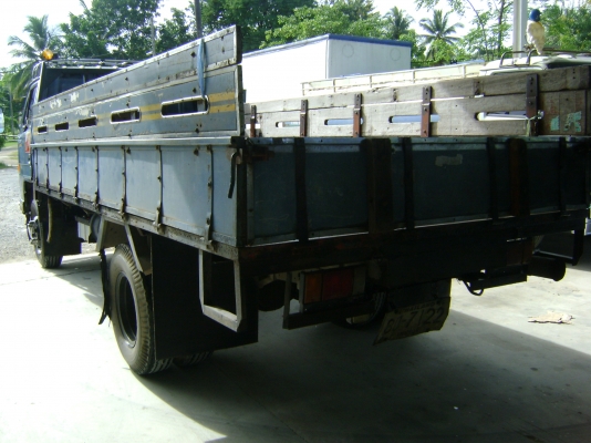 ขายรถ 6ล้อ NPR 115 แรง รถห้างแท้ เครื่องดี คัชชีต้องไปเก็บบ้าง หัวรอบนอกบางเดิม ขายตัดไปเลยครับ สภาพตามรูปเลย